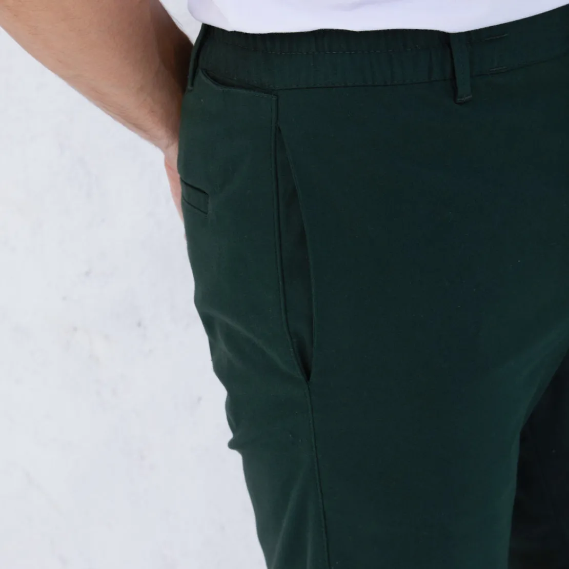 Calças E Bermudas>Basico.com Bermuda Algodão Stretch Masculina - Verde Cedro