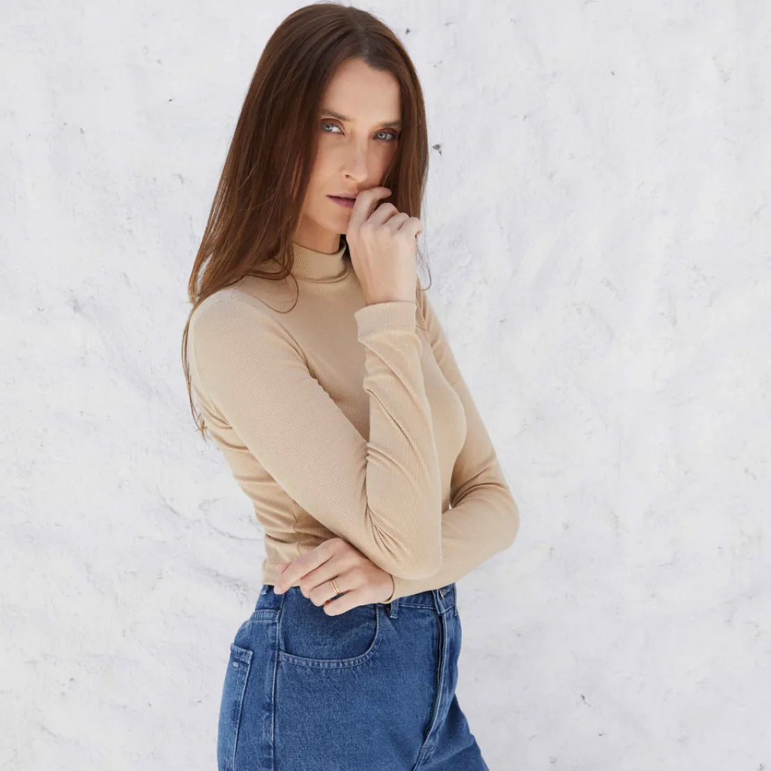Blusas E Casacos | Viscose>Basico.com Blusa Canelada Viscose Gola Alta Feminina - Khaki