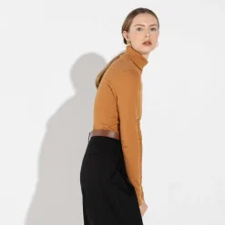 Blusas E Casacos | Camisetas>Basico.com Blusa Canelado Algodão Gola Rolê Feminina - Ocre