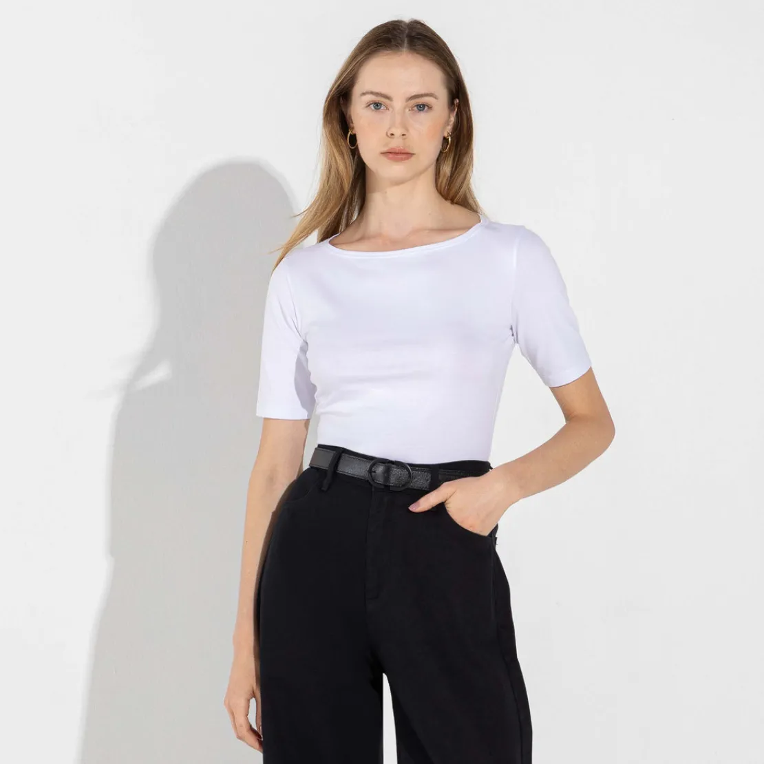 Blusas | Blusas E Casacos>Basico.com Blusa Cotton Pima Decote Canoa Feminina | Life Collection - Branco