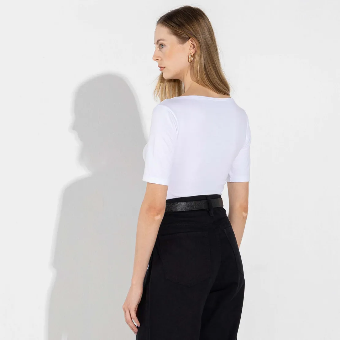 Blusas | Blusas E Casacos>Basico.com Blusa Cotton Pima Decote Canoa Feminina | Life Collection - Branco