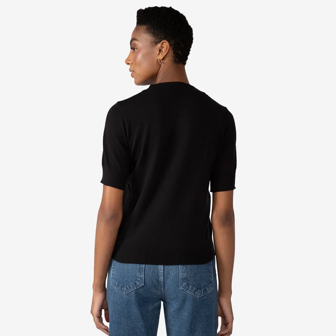 Blusas E Casacos | Tricot>Basico.com Blusa Tricot Manga Curta Feminina - Preto