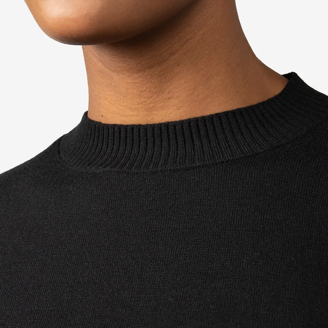 Blusas E Casacos | Tricot>Basico.com Blusa Tricot Manga Curta Feminina - Preto
