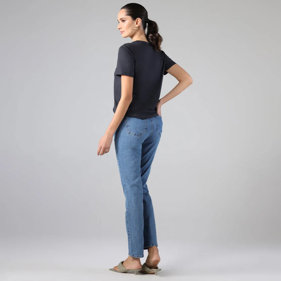 Calças | Jeans>Basico.com Calça Jeans Reta Feminina - Azul Jeans Médio