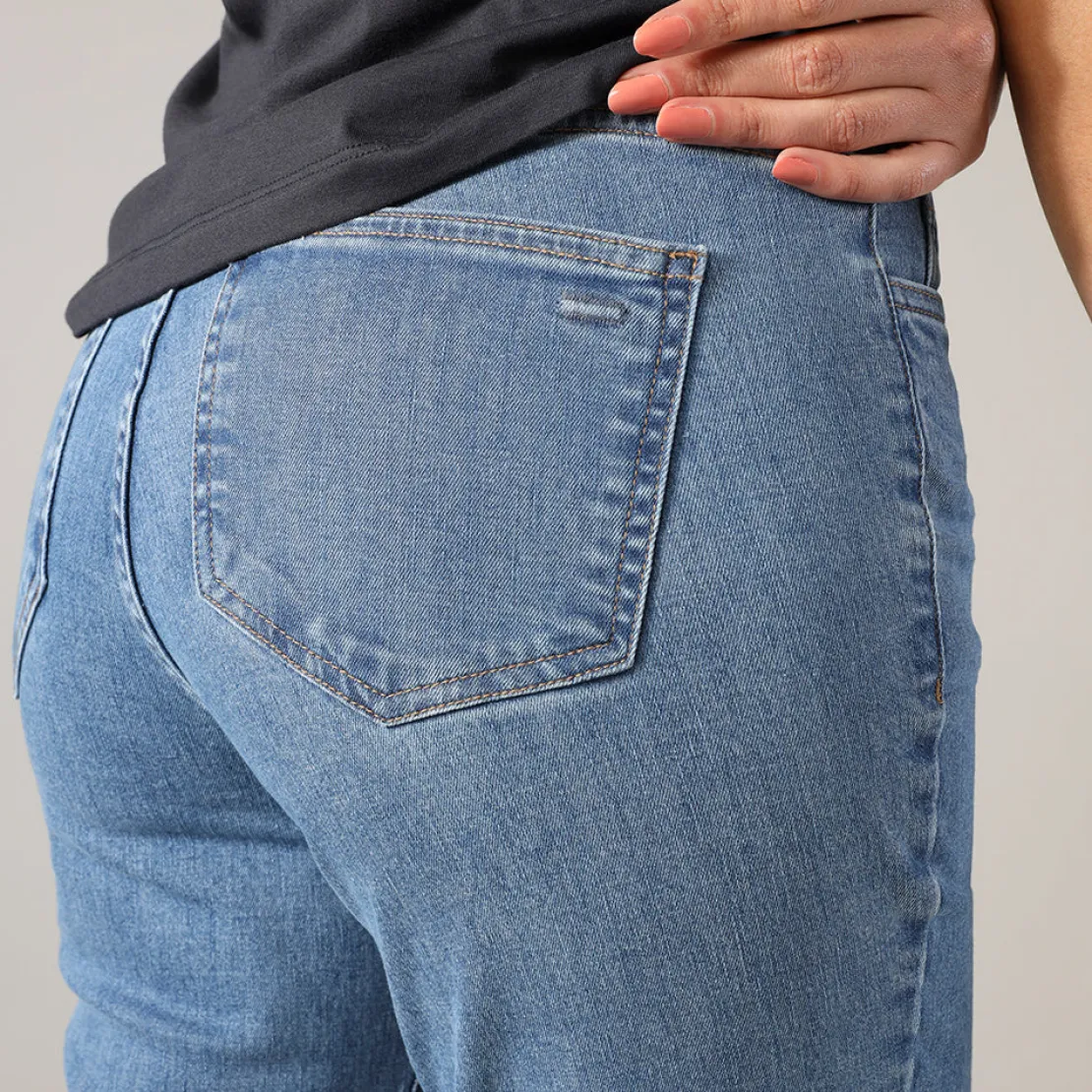 Calças | Jeans>Basico.com Calça Jeans Reta Feminina - Azul Jeans Médio