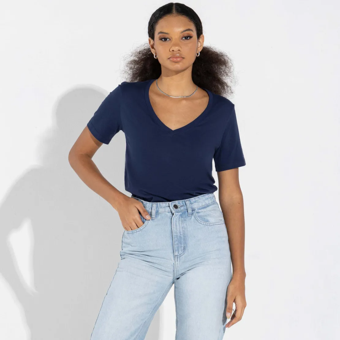 Camisetas>Basico.com Camiseta Algodão Premium Gola V Feminina | Everyday Collection - Azul