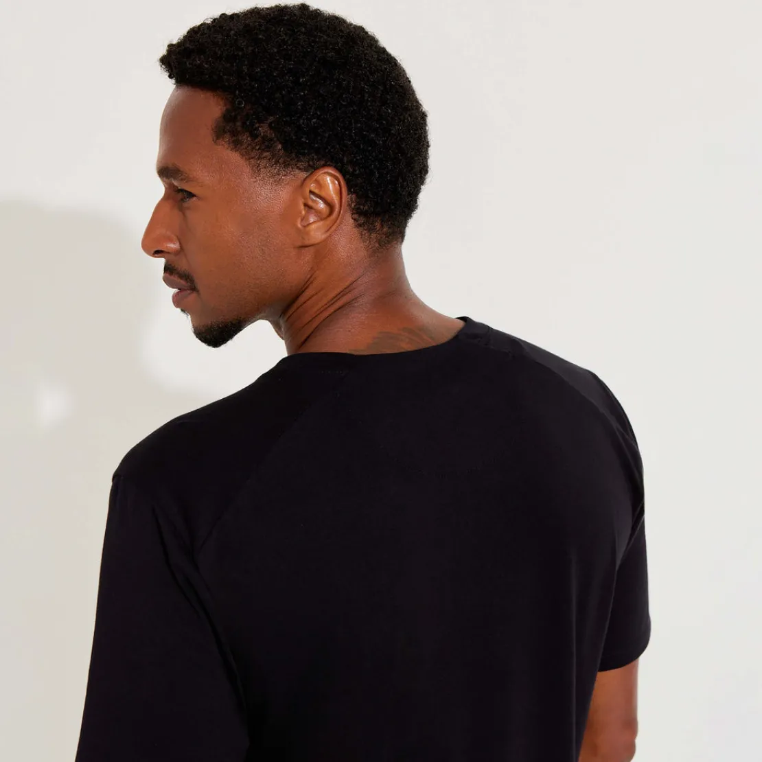 Algodão Pima | Camisetas>Basico.com Camiseta Pima Bolsos Masculina | Life Collection - Preto