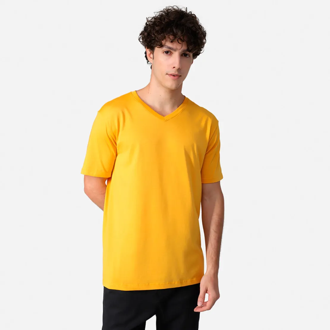 Algodão Pima | Camisetas>Basico.com Camiseta Pima Gola V Masculina | Life Collection - Amarelo Sol