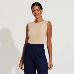 Regatas>Basico.com Regata Canelada Viscose Feminina - Bege Avelã