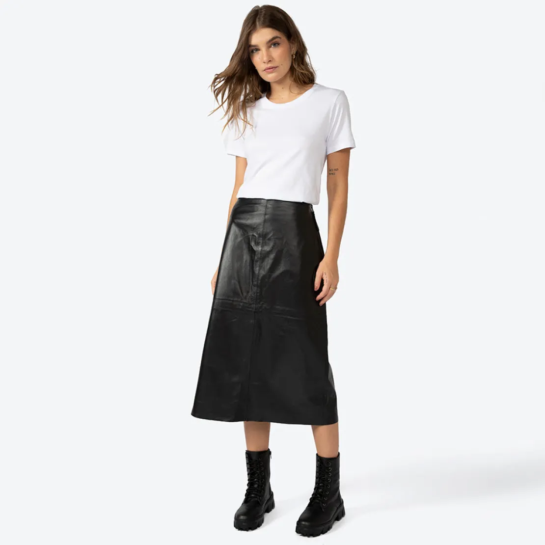 Couro | Saias E Shorts>Basico.com Saia Couro Midi - Preto