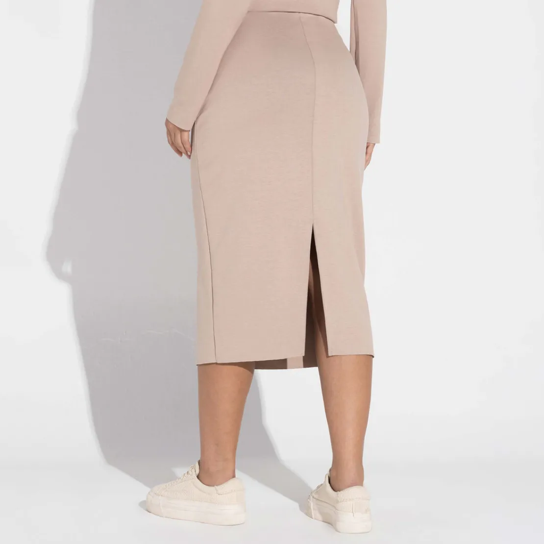 Saias | Saias E Shorts>Basico.com Saia Midi Dense Viscose - Bege Amêndoa